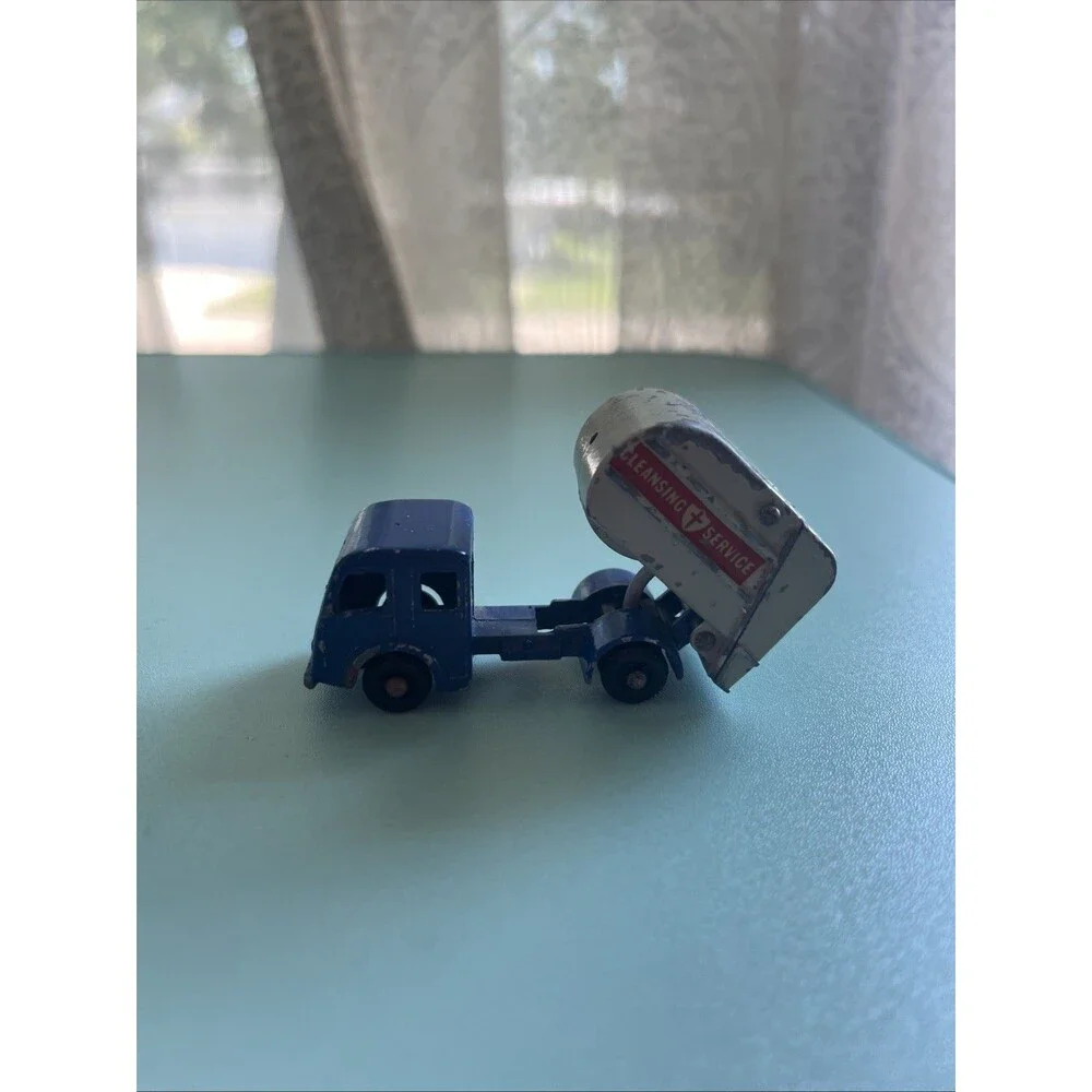 Vintage Lesney Matchbox No.15 Tippax Refuse Collector Blue Die Cast 1:64